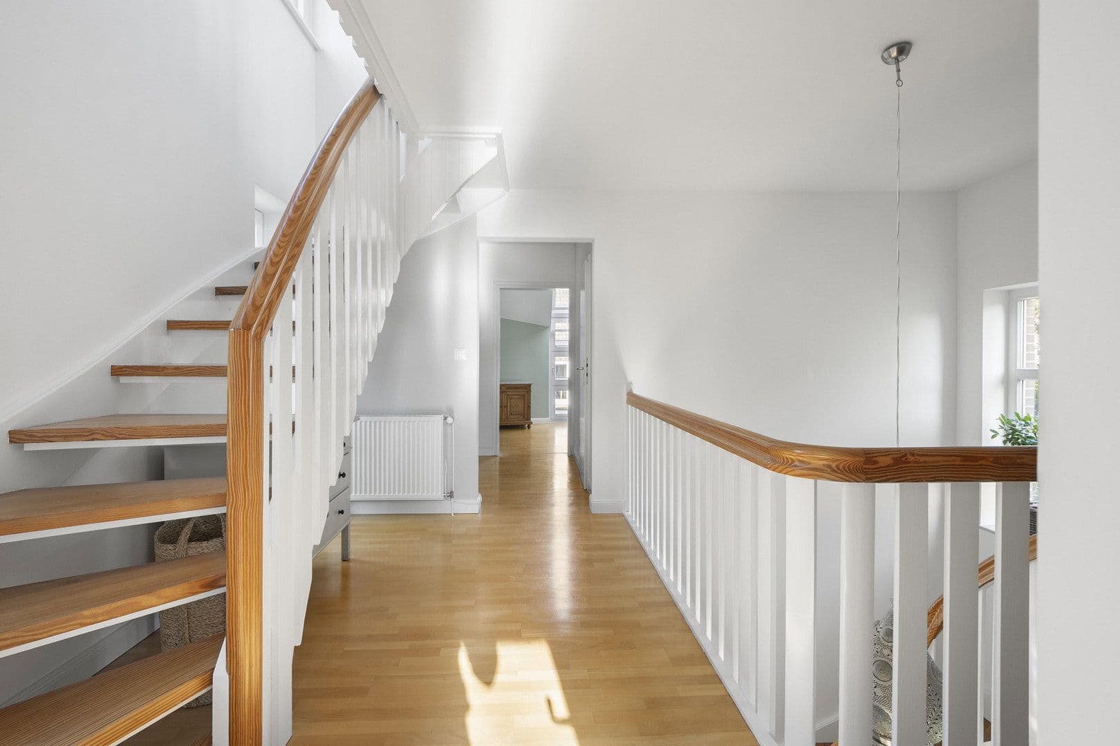Prodej domu 144 m², pozemek 475 m², Hamburg, Hamburg Prodej domu 144 m², pozemek 475 m², Hamburg, Hamburg