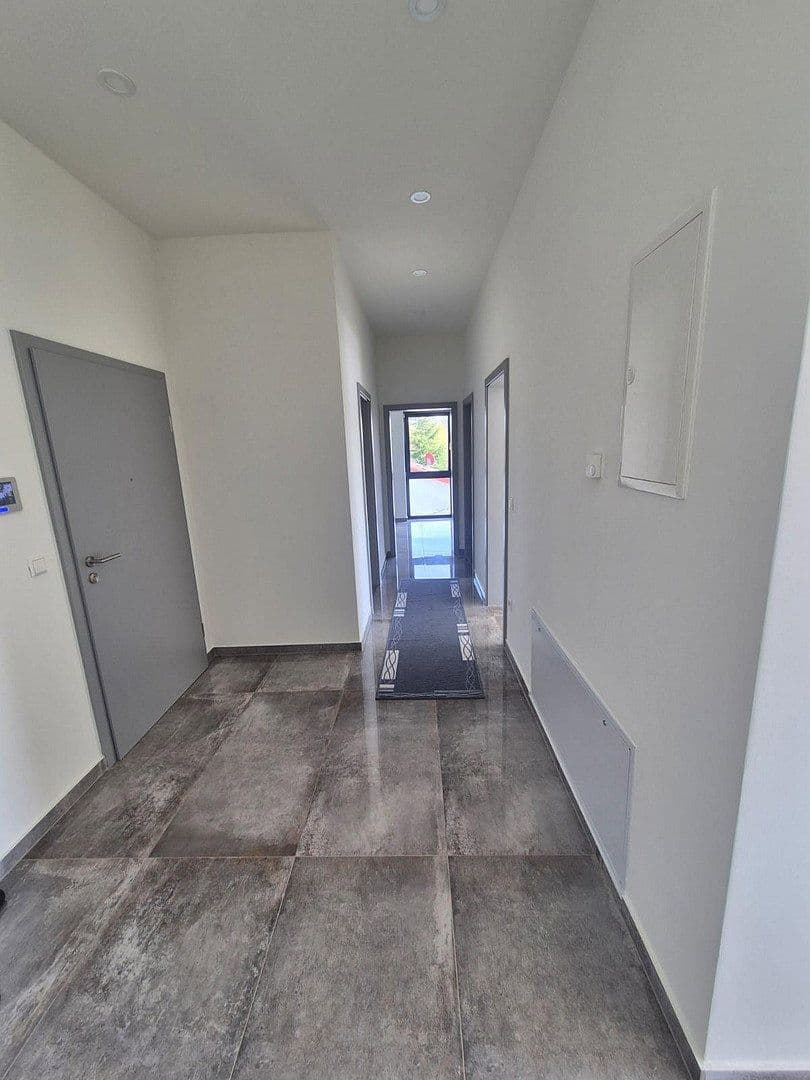 Prodej bytu 4+1 141 m², Wiesloch, Bádensko-Württembersko Prodej bytu 4+1 141 m², Wiesloch, Bádensko-Württembersko