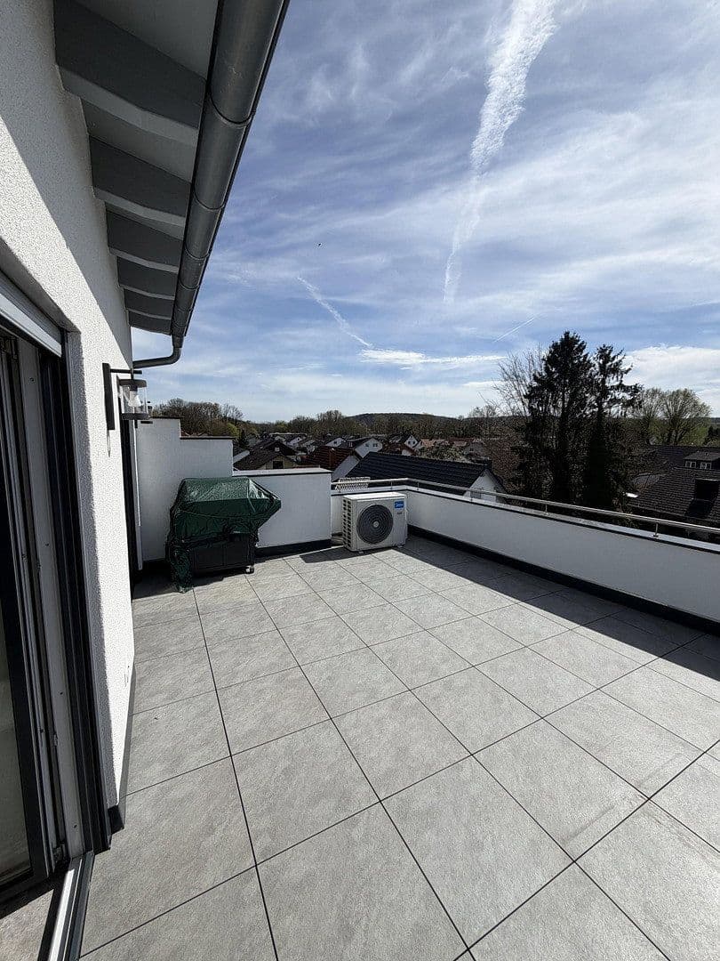 Prodej bytu 4+1 141 m², Wiesloch, Bádensko-Württembersko Prodej bytu 4+1 141 m², Wiesloch, Bádensko-Württembersko