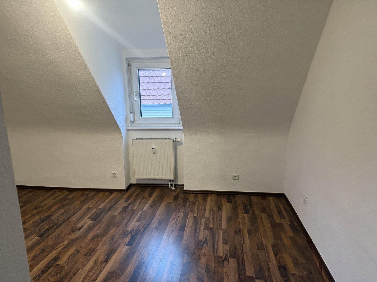 Pronájem bytu 2+1 35 m², Solitudestr. 287, Stuttgart Weilimdorf, Bádensko-Württembersko Pronájem bytu 2+1 35 m², Solitudestr. 287, Stuttgart Weilimdorf, Bádensko-Württembersko