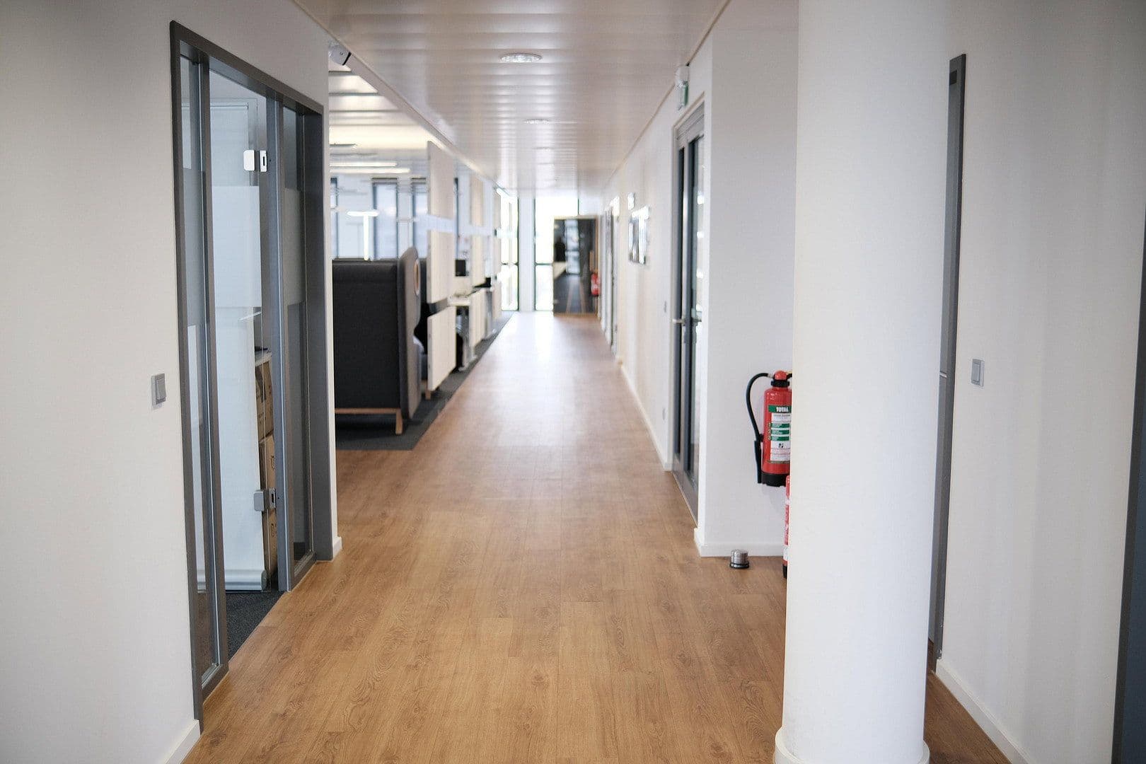 Pronájem kanceláře 259 m², Erika-Mann-Str. 53, München, Bavorsko Pronájem kanceláře 259 m², Erika-Mann-Str. 53, München, Bavorsko