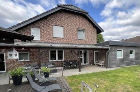 Pronájem domu 160 m², pozemek 441 m², Heinsberg, Severní Porýní-Vestfálsko Pronájem domu 160 m², pozemek 441 m², Heinsberg, Severní Porýní-Vestfálsko
