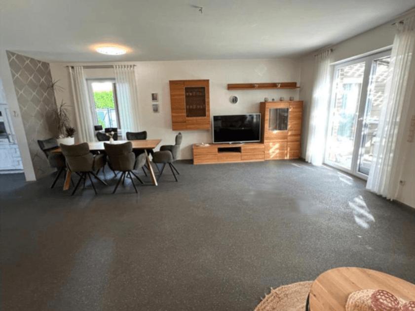 Pronájem domu 160 m², pozemek 441 m², Heinsberg, Severní Porýní-Vestfálsko Pronájem domu 160 m², pozemek 441 m², Heinsberg, Severní Porýní-Vestfálsko