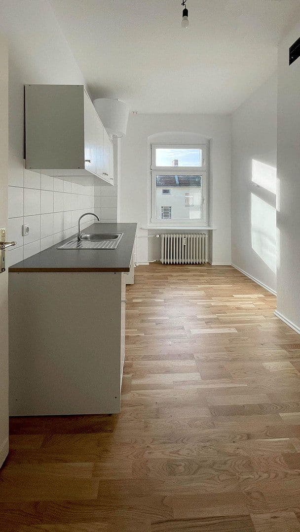 Prodej bytu 1+1 42 m², Koloniestrasse 33, Berlin, Berlín Prodej bytu 1+1 42 m², Koloniestrasse 33, Berlin, Berlín