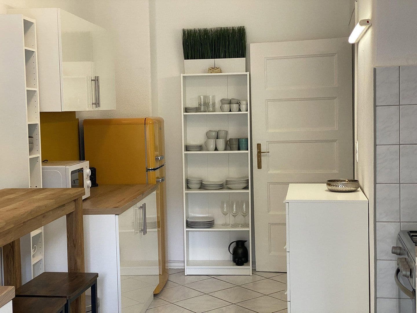 Pronájem bytu 2+1 58 m², Reichsstrasse 66, Berlin, Berlín Pronájem bytu 2+1 58 m², Reichsstrasse 66, Berlin, Berlín