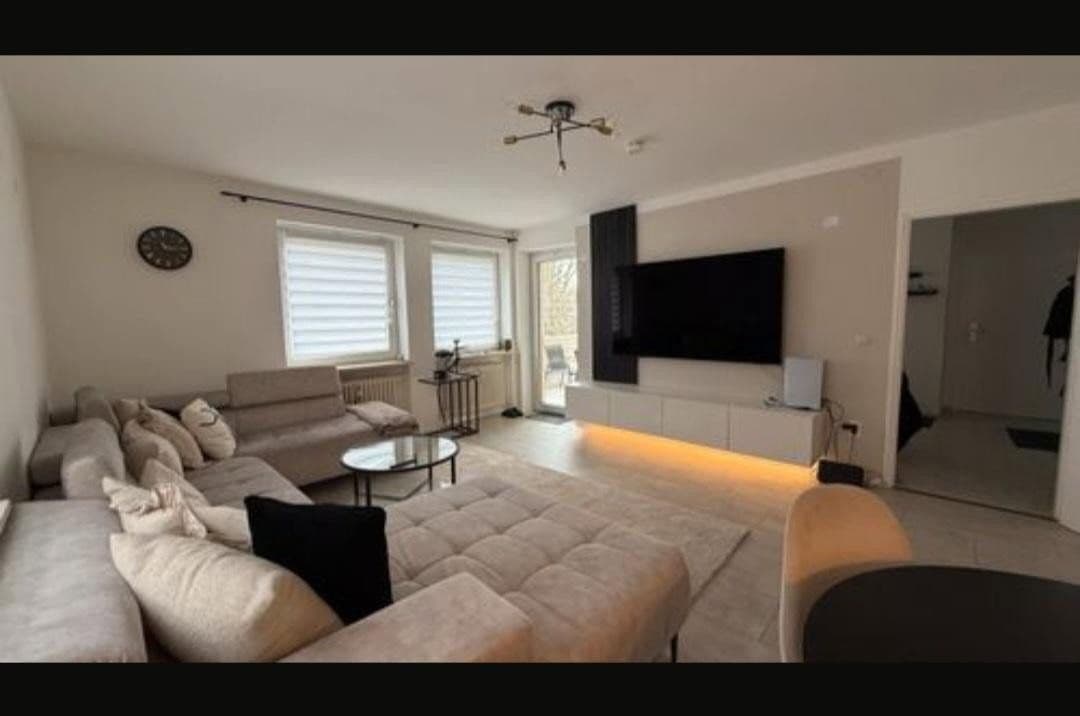 Pronájem bytu 3+1 80 m², Putzbrunner Straße 124a, Ottobrunn, Bavorsko Pronájem bytu 3+1 80 m², Putzbrunner Straße 124a, Ottobrunn, Bavorsko