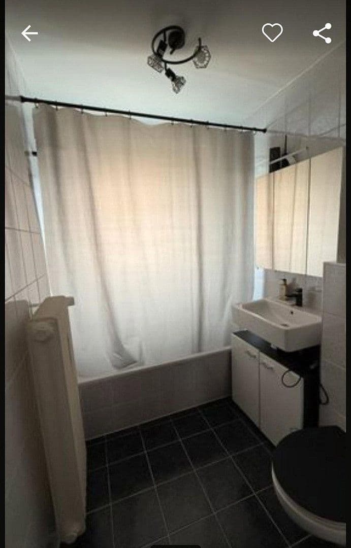 Pronájem bytu 3+1 80 m², Putzbrunner Straße 124a, Ottobrunn, Bavorsko Pronájem bytu 3+1 80 m², Putzbrunner Straße 124a, Ottobrunn, Bavorsko