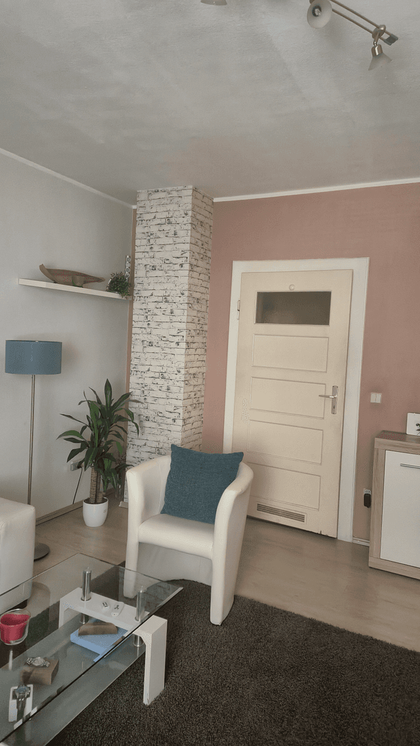 Pronájem bytu 1+1 45 m², Mannheim, Bádensko-Württembersko Pronájem bytu 1+1 45 m², Mannheim, Bádensko-Württembersko