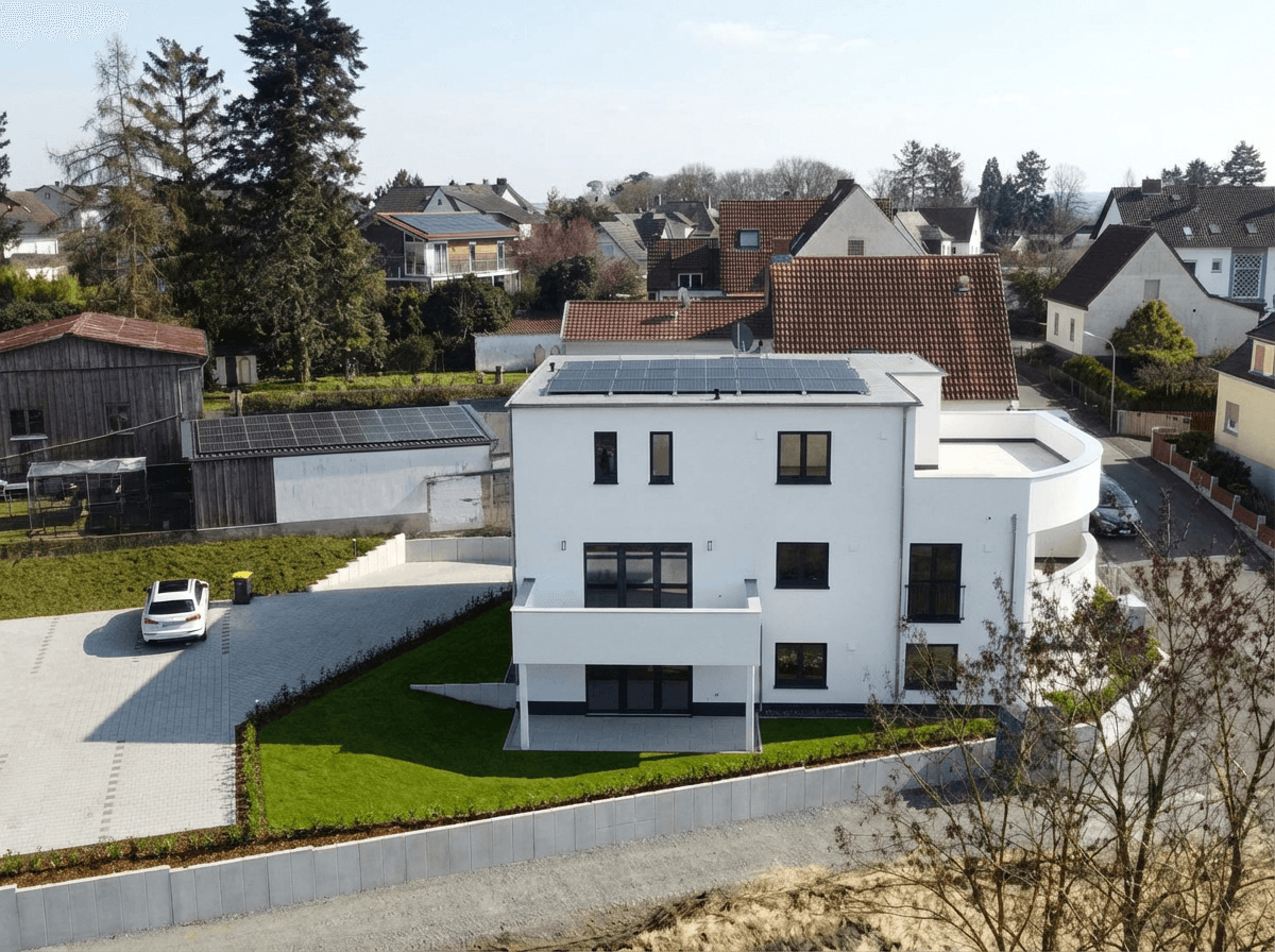 Prodej bytu 4+1 94 m², Friedrichstr. 12, Biebertal, Hessen Prodej bytu 4+1 94 m², Friedrichstr. 12, Biebertal, Hessen