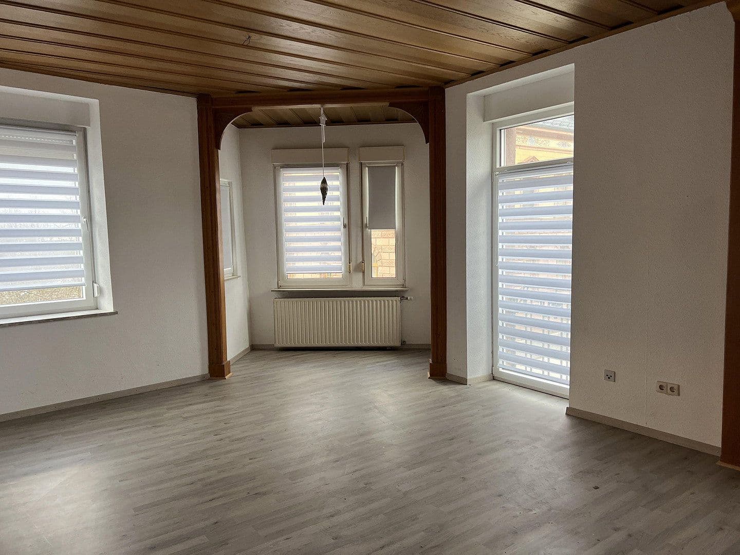 Pronájem bytu 3+1 90 m², Teichstraße 25, Pirmasens, Porýní-Falc Pronájem bytu 3+1 90 m², Teichstraße 25, Pirmasens, Porýní-Falc