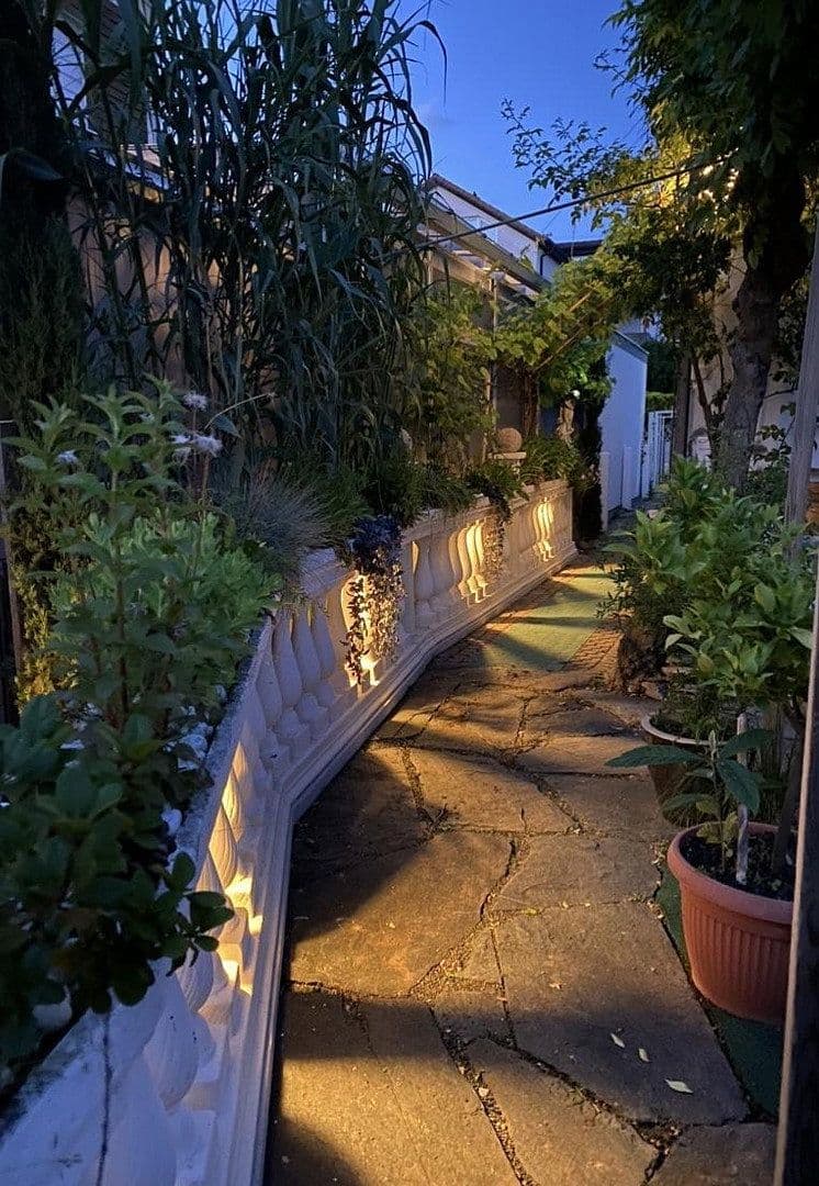 Prodej domu 159 m², pozemek 303 m², Otto-Schusterstr.39, Ostfildern, Bádensko-Württembersko Prodej domu 159 m², pozemek 303 m², Otto-Schusterstr.39, Ostfildern, Bádensko-Württembersko