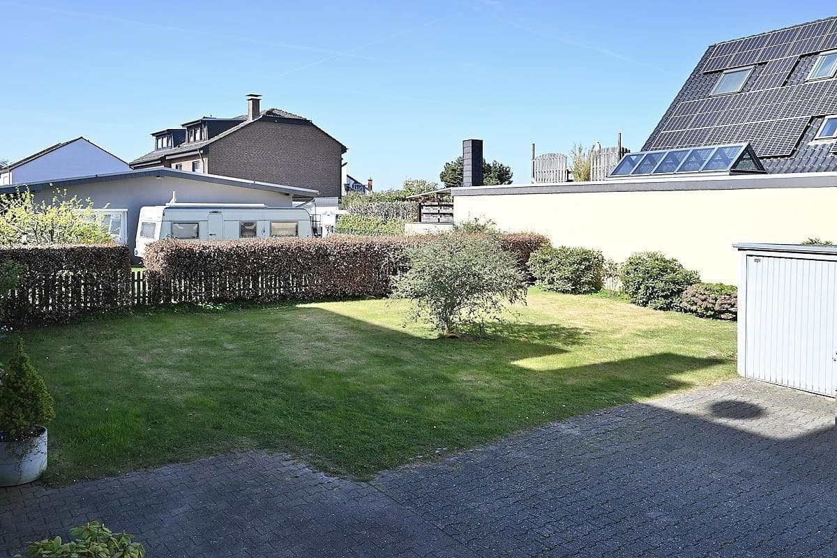 Prodej domu 460 m², pozemek 688 m², Bochum, Severní Porýní-Vestfálsko Prodej domu 460 m², pozemek 688 m², Bochum, Severní Porýní-Vestfálsko