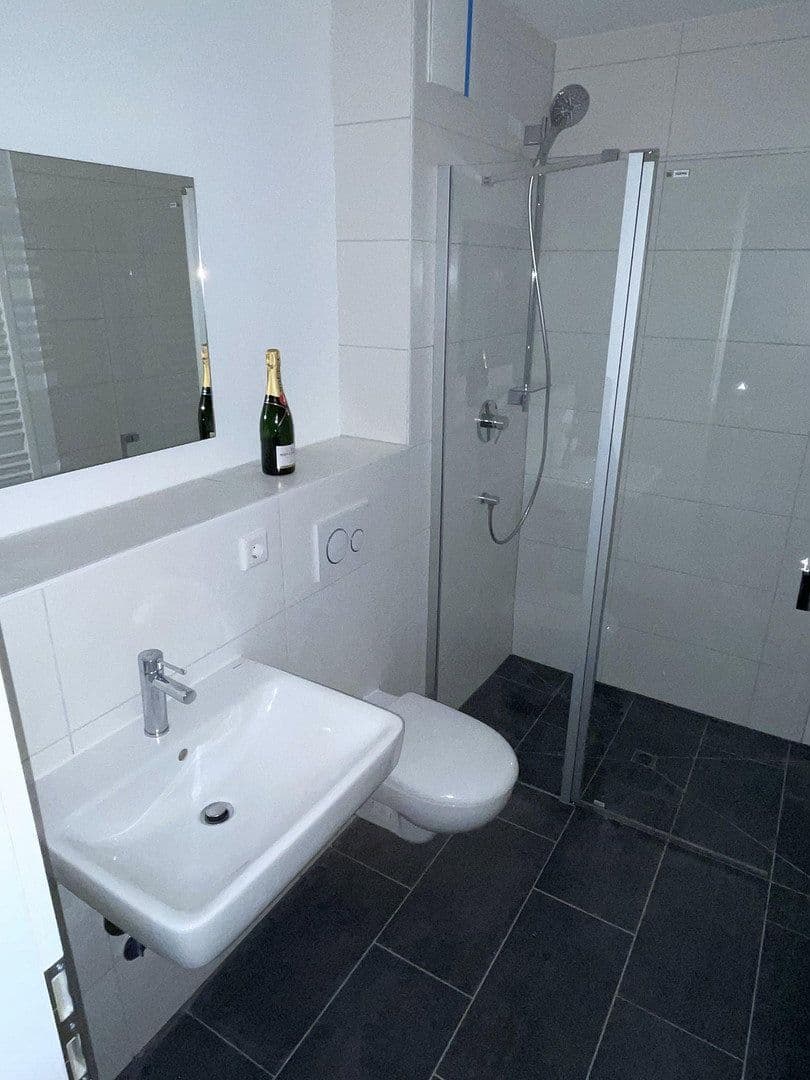 Pronájem bytu 1+1 26 m², Maximilianstraße 43, Nürnberg, Bavorsko Pronájem bytu 1+1 26 m², Maximilianstraße 43, Nürnberg, Bavorsko