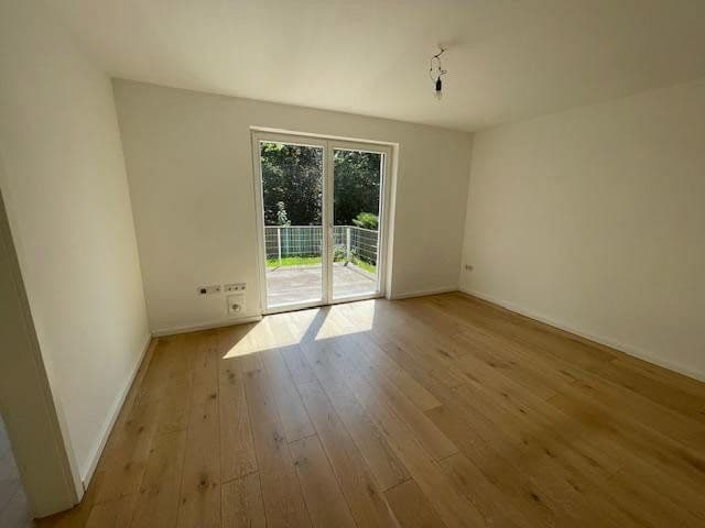 Pronájem bytu 4+1 93 m², Lütticher Straße 550, Cáchy, Severní Porýní-Vestfálsko Pronájem bytu 4+1 93 m², Lütticher Straße 550, Cáchy, Severní Porýní-Vestfálsko