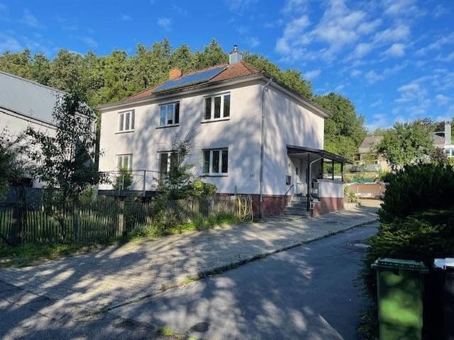 Pronájem bytu 4+1 93 m², Lütticher Straße 550, Cáchy, Severní Porýní-Vestfálsko Pronájem bytu 4+1 93 m², Lütticher Straße 550, Cáchy, Severní Porýní-Vestfálsko