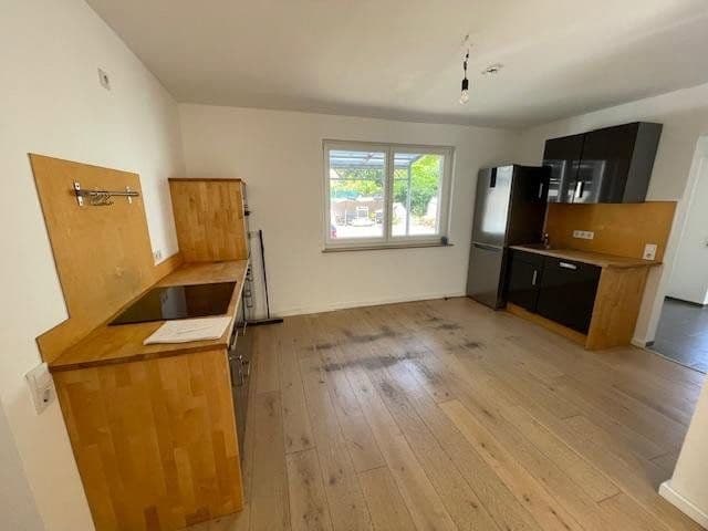 Pronájem bytu 4+1 93 m², Lütticher Straße 550, Cáchy, Severní Porýní-Vestfálsko Pronájem bytu 4+1 93 m², Lütticher Straße 550, Cáchy, Severní Porýní-Vestfálsko