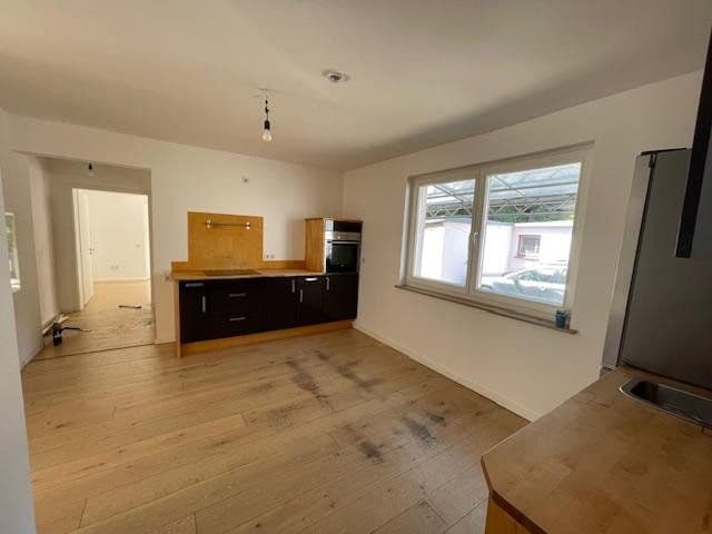 Pronájem bytu 4+1 93 m², Lütticher Straße 550, Cáchy, Severní Porýní-Vestfálsko Pronájem bytu 4+1 93 m², Lütticher Straße 550, Cáchy, Severní Porýní-Vestfálsko
