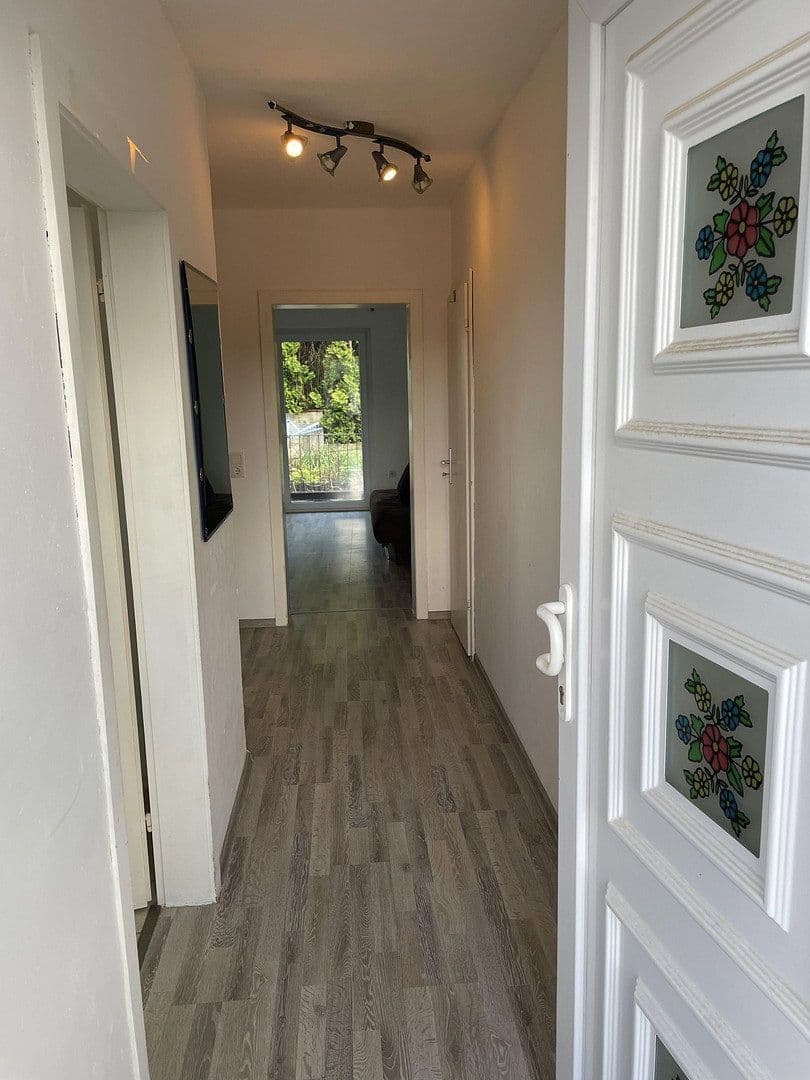 Pronájem bytu 1+kk 42 m², Ibacher Straße 32, Remscheid, Severní Porýní-Vestfálsko Pronájem bytu 1+kk 42 m², Ibacher Straße 32, Remscheid, Severní Porýní-Vestfálsko