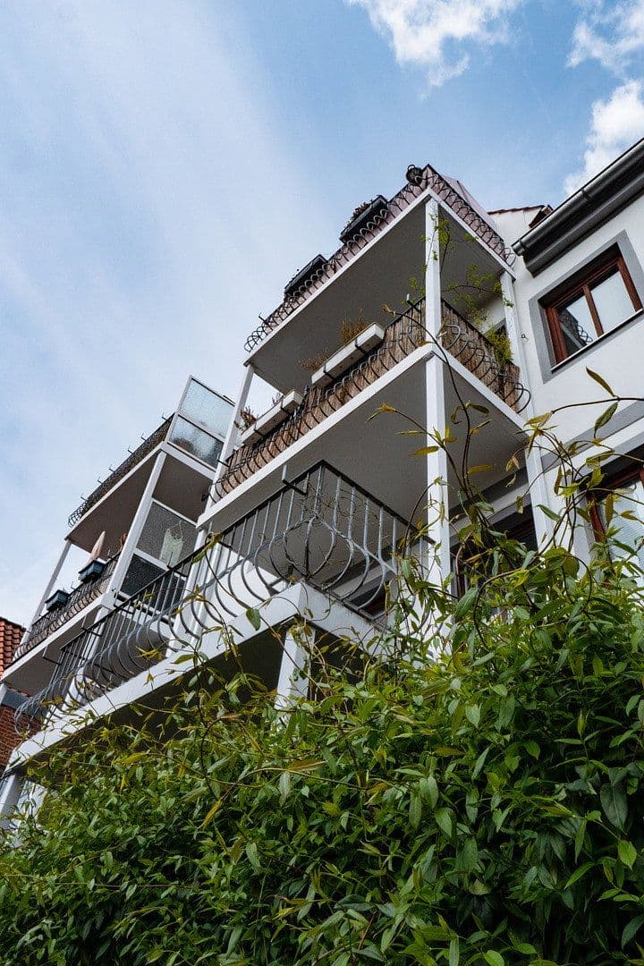 Prodej domu 701 m², pozemek 310 m², Bungenstraße 19, Stade, Dolní Sasko Prodej domu 701 m², pozemek 310 m², Bungenstraße 19, Stade, Dolní Sasko