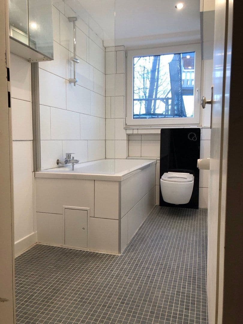 Prodej domu 210 m², pozemek 768 m², Iserlohn, Severní Porýní-Vestfálsko Prodej domu 210 m², pozemek 768 m², Iserlohn, Severní Porýní-Vestfálsko