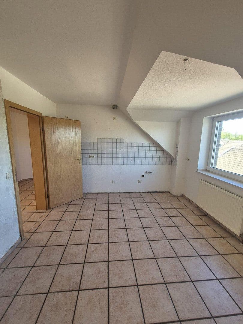 Pronájem bytu 3+1 78 m², Jülicher Str. 8, Jüchen, Severní Porýní-Vestfálsko Pronájem bytu 3+1 78 m², Jülicher Str. 8, Jüchen, Severní Porýní-Vestfálsko