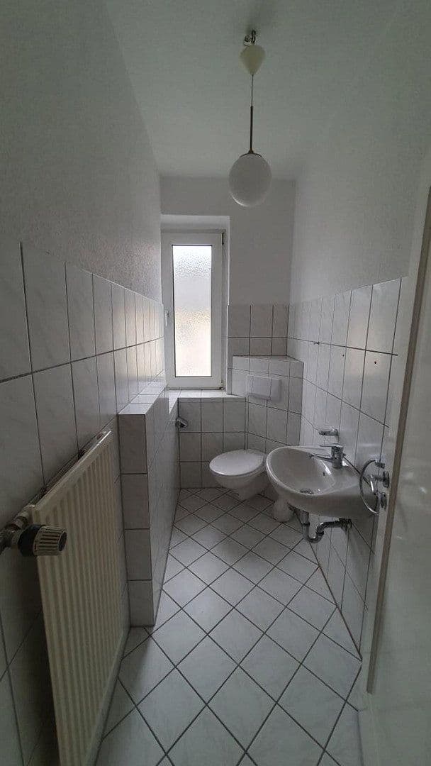 Pronájem bytu 4+1 100 m², Schatenstr. 14, Bielefeld, Severní Porýní-Vestfálsko Pronájem bytu 4+1 100 m², Schatenstr. 14, Bielefeld, Severní Porýní-Vestfálsko