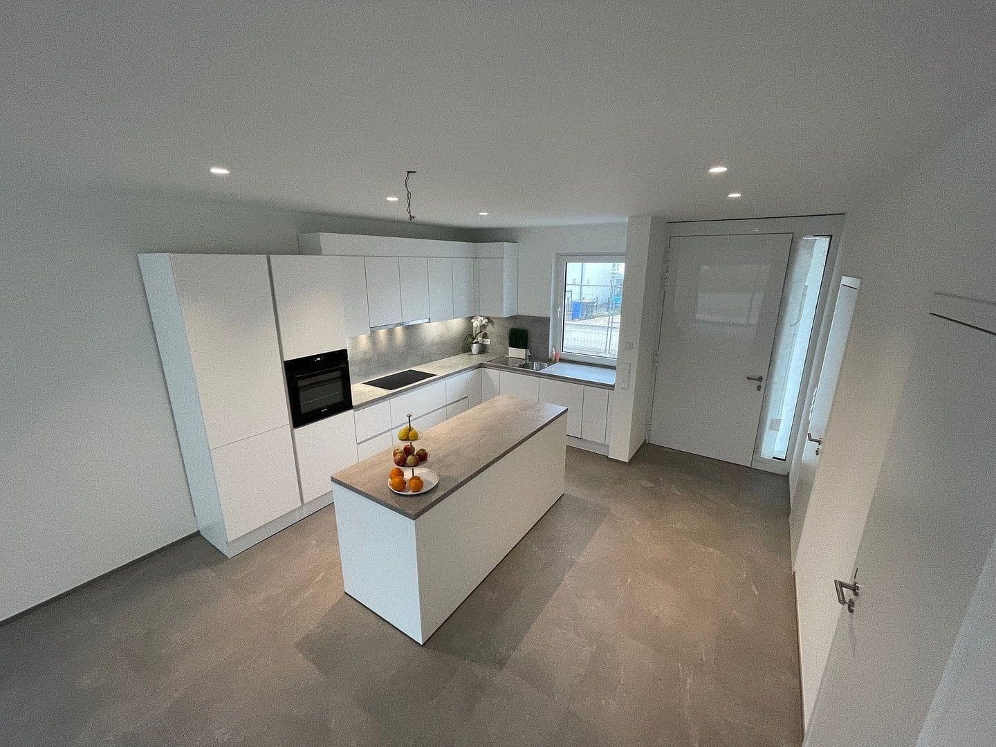 Pronájem domu 185 m², pozemek 260 m², An der Riedhohl 19, Bad Homburg vor der Höhe, Hessen Pronájem domu 185 m², pozemek 260 m², An der Riedhohl 19, Bad Homburg vor der Höhe, Hessen