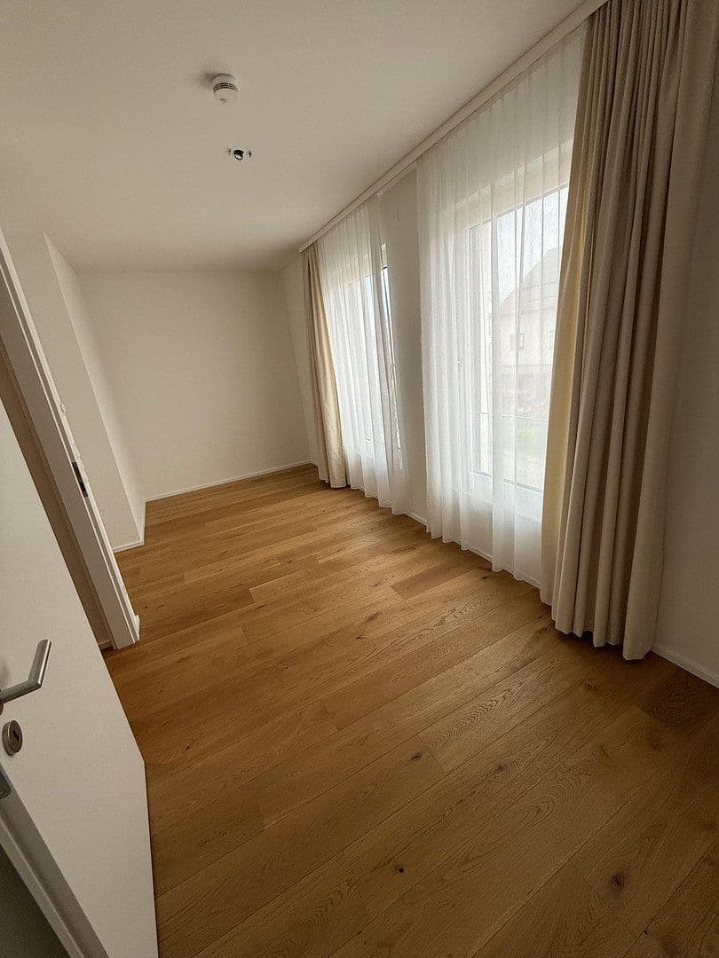 Pronájem domu 185 m², pozemek 260 m², An der Riedhohl 19, Bad Homburg vor der Höhe, Hessen Pronájem domu 185 m², pozemek 260 m², An der Riedhohl 19, Bad Homburg vor der Höhe, Hessen