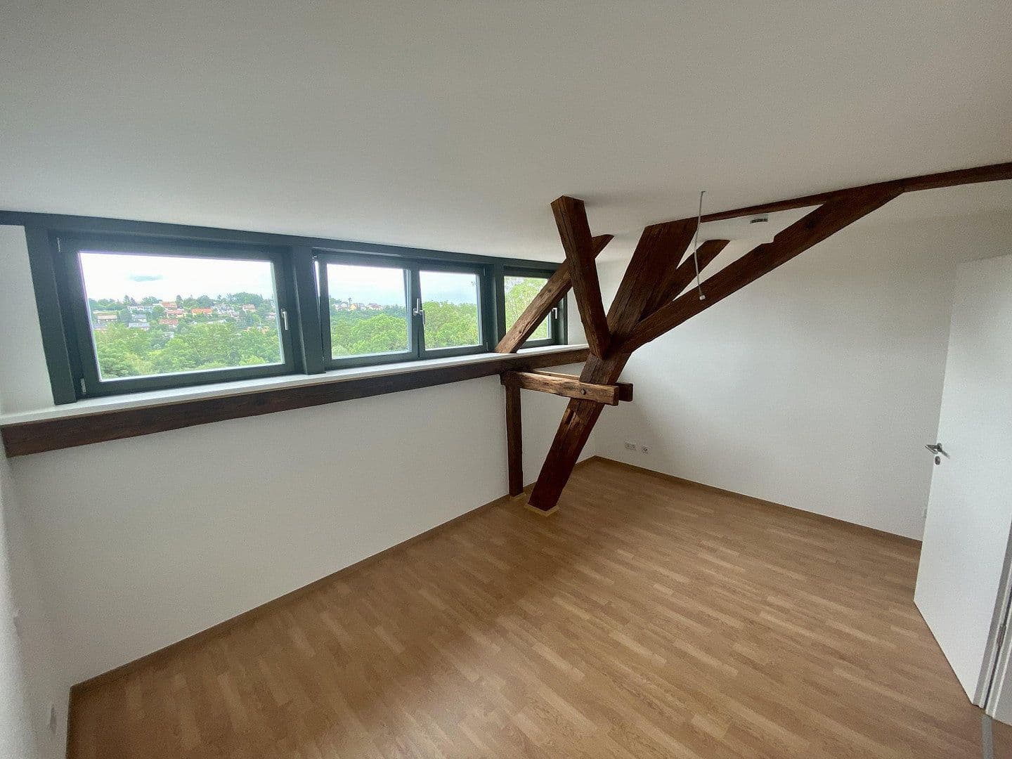 Pronájem bytu 3+1 97 m², Bamberger Straße 50a, Neustadt an der Aisch, Bavorsko Pronájem bytu 3+1 97 m², Bamberger Straße 50a, Neustadt an der Aisch, Bavorsko