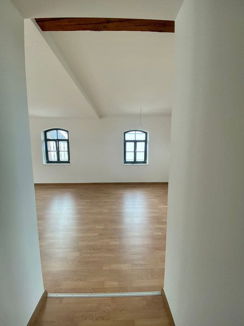 Pronájem bytu 3+1 97 m², Bamberger Straße 50a, Neustadt an der Aisch, Bavorsko Pronájem bytu 3+1 97 m², Bamberger Straße 50a, Neustadt an der Aisch, Bavorsko