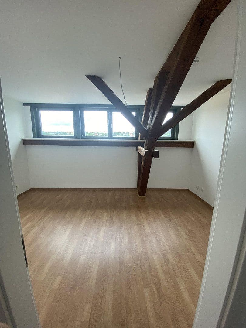 Pronájem bytu 3+1 97 m², Bamberger Straße 50a, Neustadt an der Aisch, Bavorsko Pronájem bytu 3+1 97 m², Bamberger Straße 50a, Neustadt an der Aisch, Bavorsko