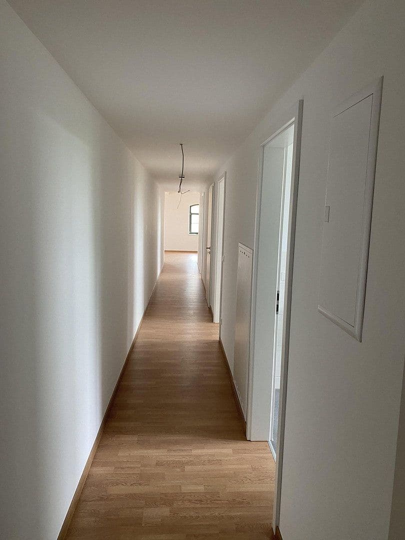 Pronájem bytu 3+1 97 m², Bamberger Straße 50a, Neustadt an der Aisch, Bavorsko Pronájem bytu 3+1 97 m², Bamberger Straße 50a, Neustadt an der Aisch, Bavorsko