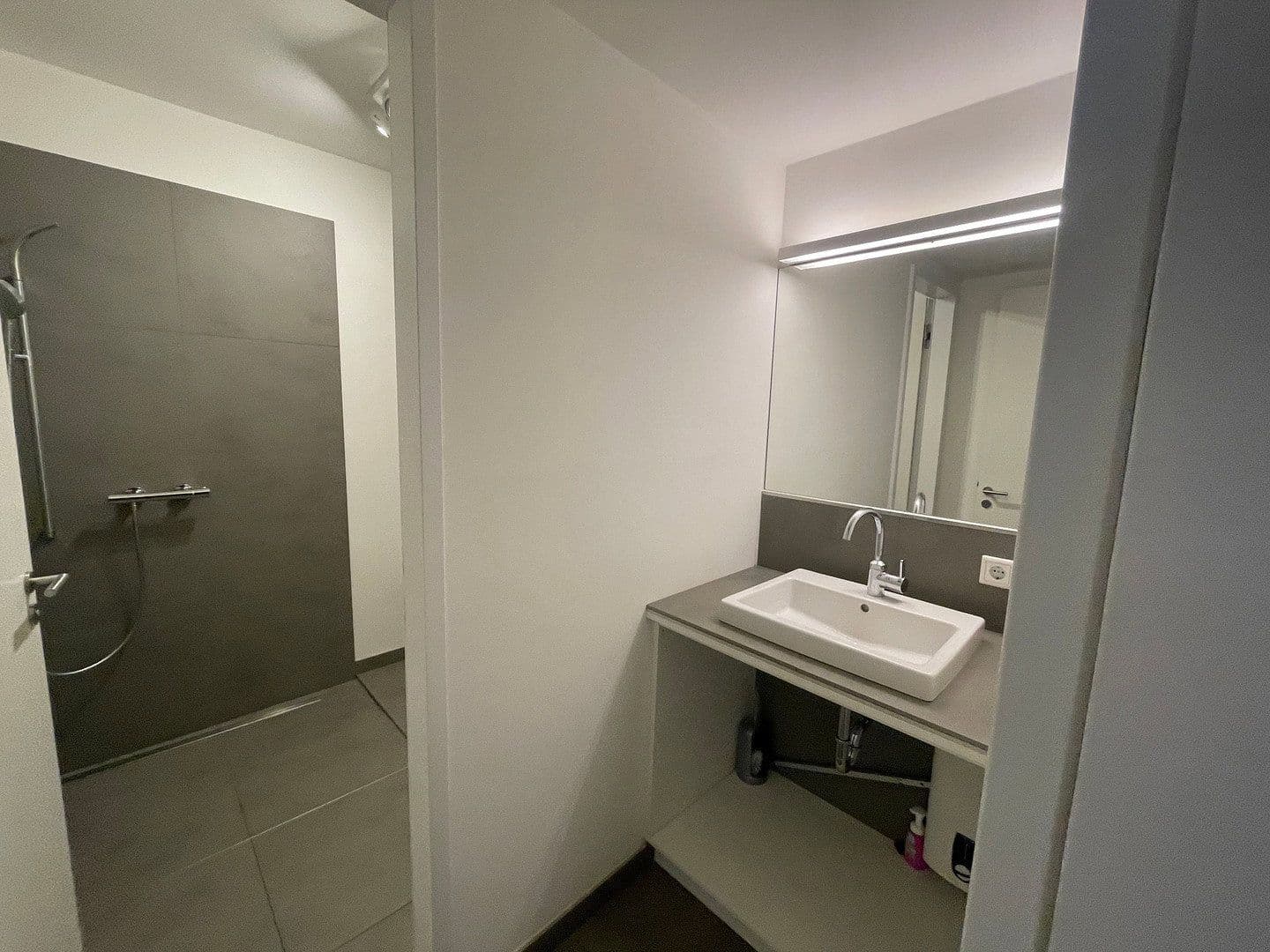 Pronájem kanceláře 190 m², Bei der Lohmühle 84, Lübeck, Šlesvicko-Holštýnsko Pronájem kanceláře 190 m², Bei der Lohmühle 84, Lübeck, Šlesvicko-Holštýnsko