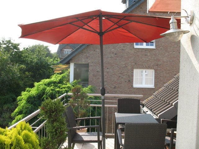 Pronájem bytu 2+1 64 m², Marie-Curie-Straße 12, Frechen, Severní Porýní-Vestfálsko Pronájem bytu 2+1 64 m², Marie-Curie-Straße 12, Frechen, Severní Porýní-Vestfálsko