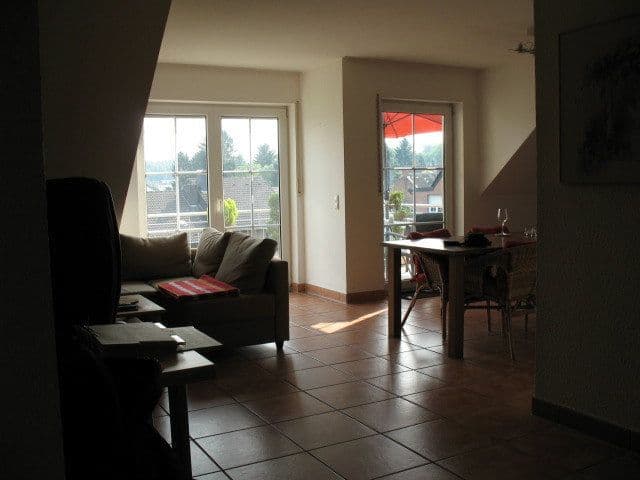 Pronájem bytu 2+1 64 m², Marie-Curie-Straße 12, Frechen, Severní Porýní-Vestfálsko Pronájem bytu 2+1 64 m², Marie-Curie-Straße 12, Frechen, Severní Porýní-Vestfálsko