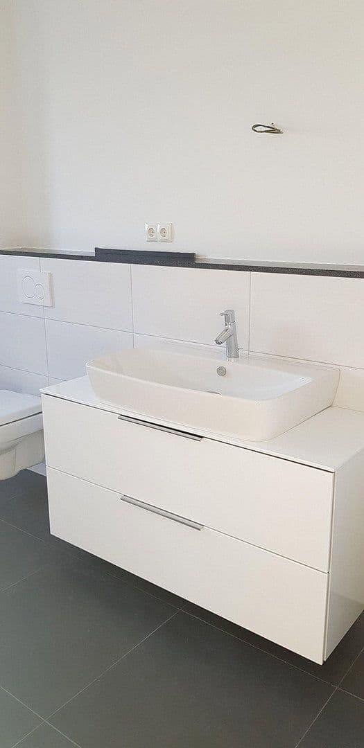 Pronájem bytu 3+1 90 m², Lannerstrasse 43, Ober-Olm, Porýní-Falc Pronájem bytu 3+1 90 m², Lannerstrasse 43, Ober-Olm, Porýní-Falc