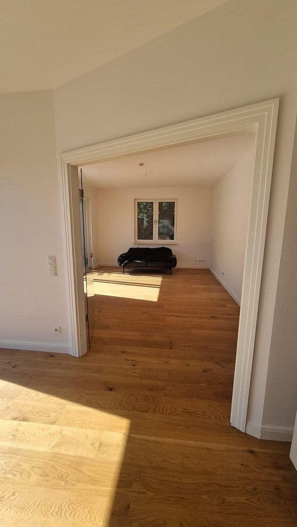 Pronájem bytu 4+1 105 m², Berlin, Berlín Pronájem bytu 4+1 105 m², Berlin, Berlín