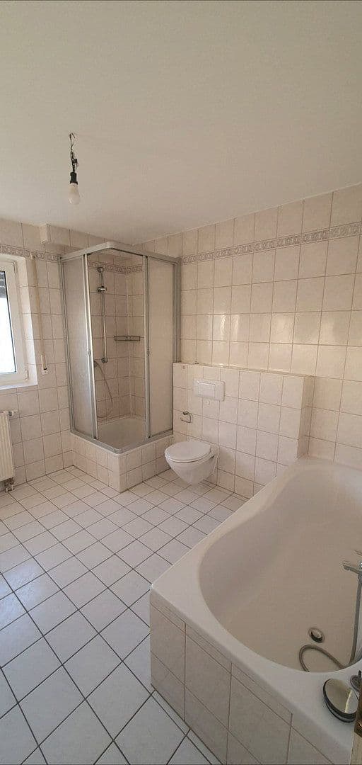 Pronájem bytu 3+1 90 m², Kelkheim (Taunus), Hessen Pronájem bytu 3+1 90 m², Kelkheim (Taunus), Hessen