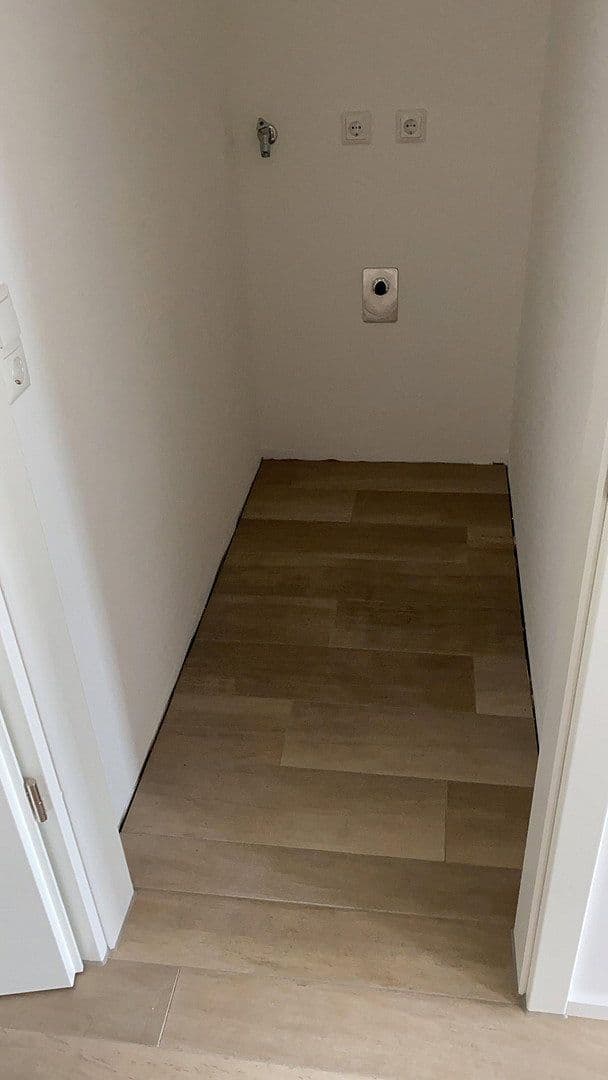 Pronájem bytu 2+1 52 m², Luitpoldstr. 78, Landshut, Nikola, Bavorsko Pronájem bytu 2+1 52 m², Luitpoldstr. 78, Landshut, Nikola, Bavorsko