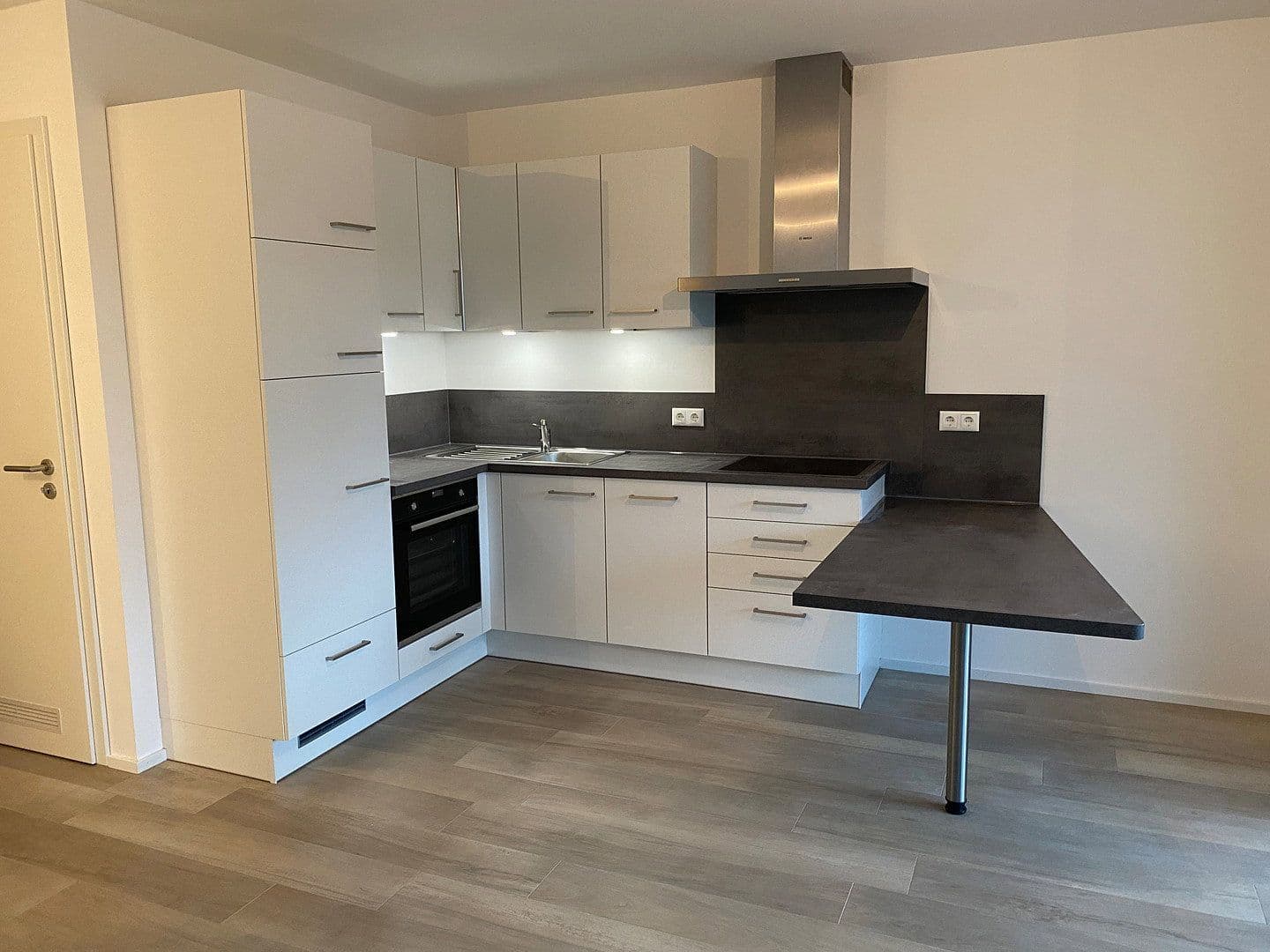 Pronájem bytu 2+1 52 m², Luitpoldstr. 78, Landshut, Nikola, Bavorsko Pronájem bytu 2+1 52 m², Luitpoldstr. 78, Landshut, Nikola, Bavorsko