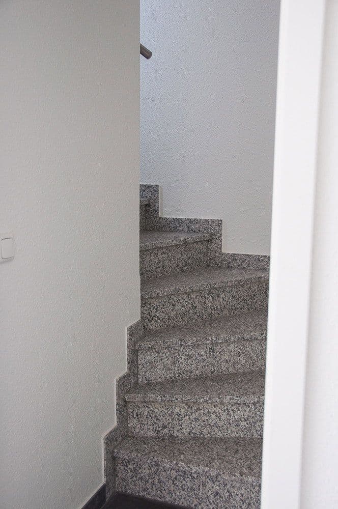 Pronájem bytu 5+1 170 m², Niederkassel, Severní Porýní-Vestfálsko Pronájem bytu 5+1 170 m², Niederkassel, Severní Porýní-Vestfálsko