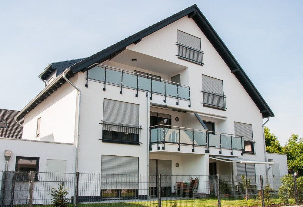 Pronájem bytu 5+1 170 m², Niederkassel, Severní Porýní-Vestfálsko Pronájem bytu 5+1 170 m², Niederkassel, Severní Porýní-Vestfálsko