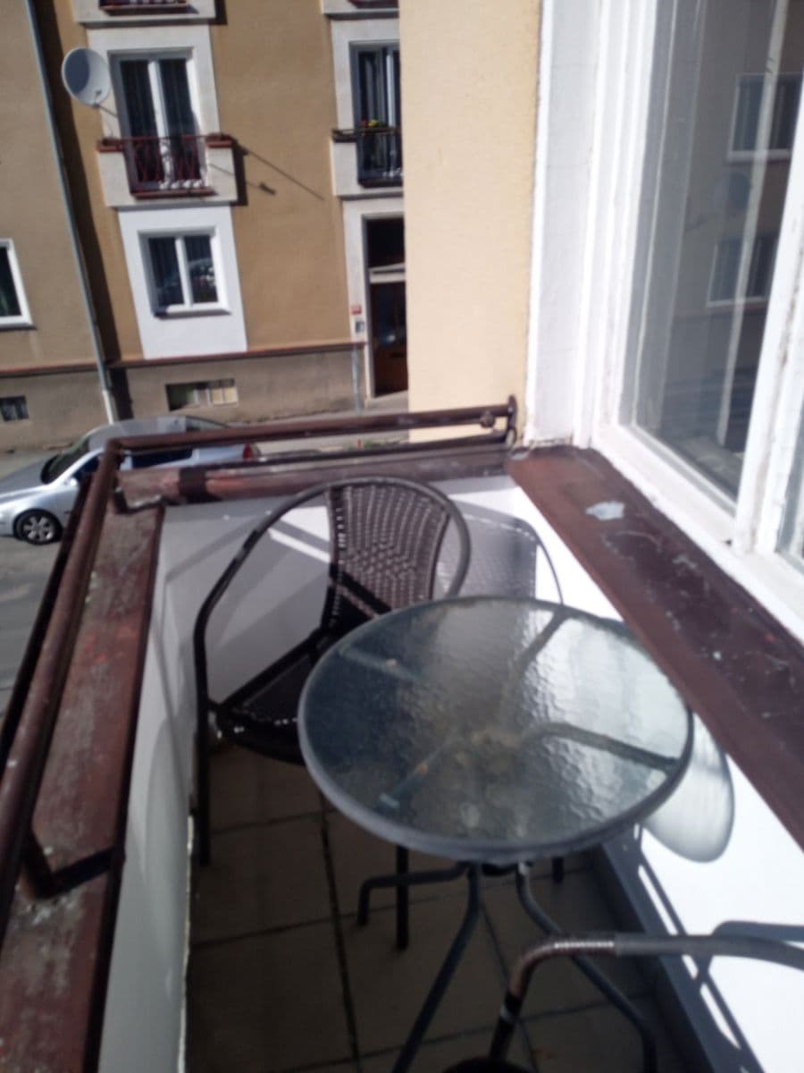 Pronájem bytu 2+1 60 m², Tovární, Jindřichův Hradec, Jihočeský kraj Pronájem bytu 2+1 60 m², Tovární, Jindřichův Hradec, Jihočeský kraj
