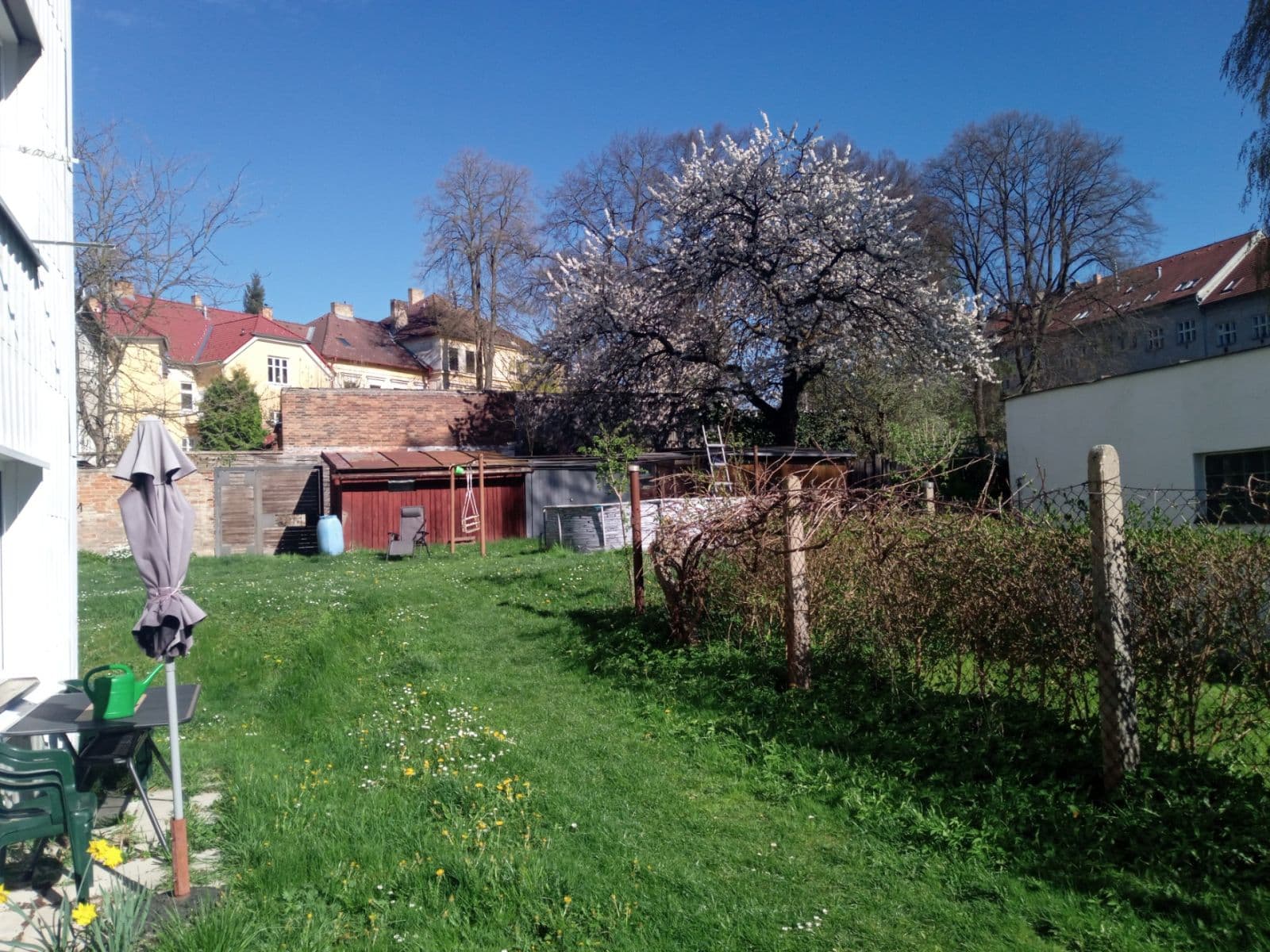 Pronájem bytu 2+1 60 m², Tovární, Jindřichův Hradec, Jihočeský kraj Pronájem bytu 2+1 60 m², Tovární, Jindřichův Hradec, Jihočeský kraj