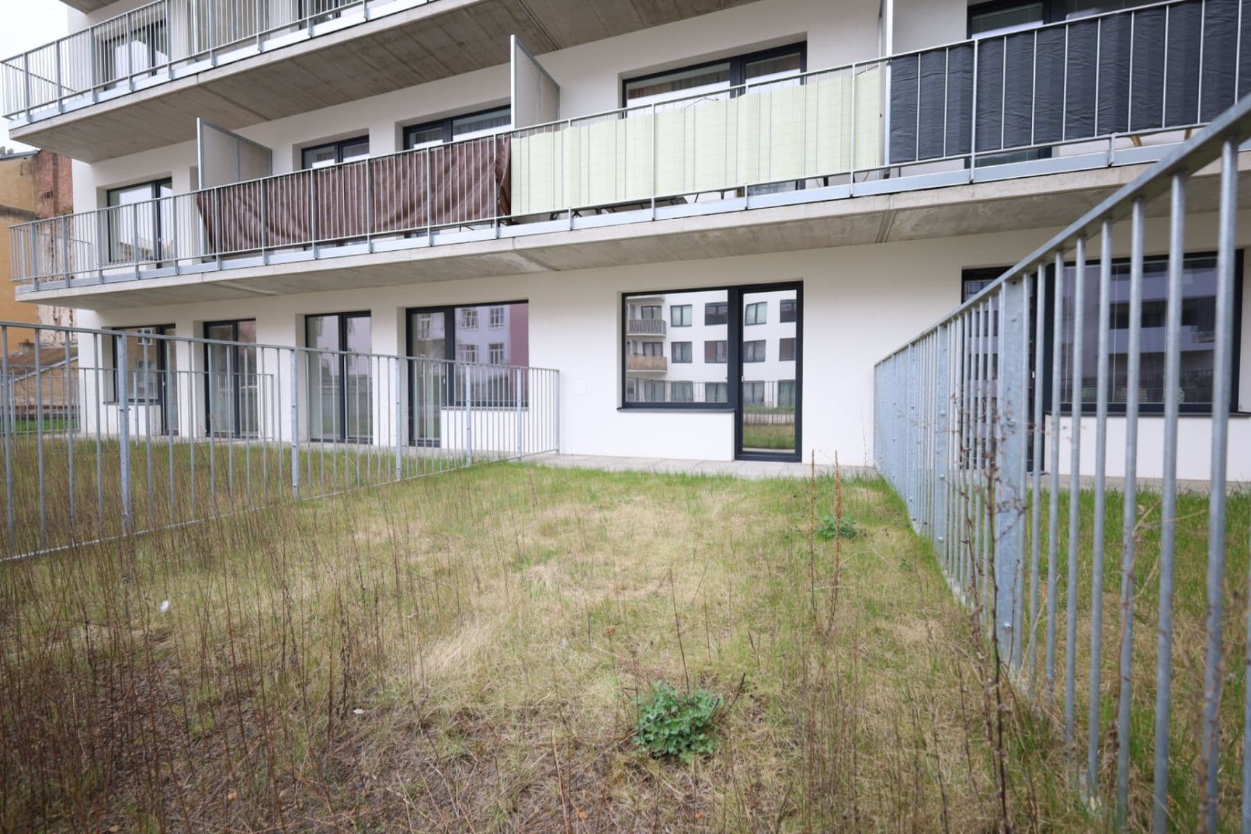 Pronájem bytu 1+kk 27 m², Spolková, Brno, Jihomoravský kraj Pronájem bytu 1+kk 27 m², Spolková, Brno, Jihomoravský kraj