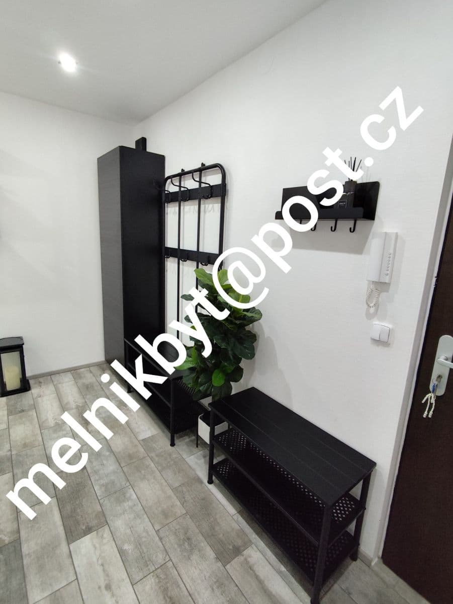 Prodej bytu 3+1 62 m², Kosmonautů, Mělník, Středočeský kraj Prodej bytu 3+1 62 m², Kosmonautů, Mělník, Středočeský kraj