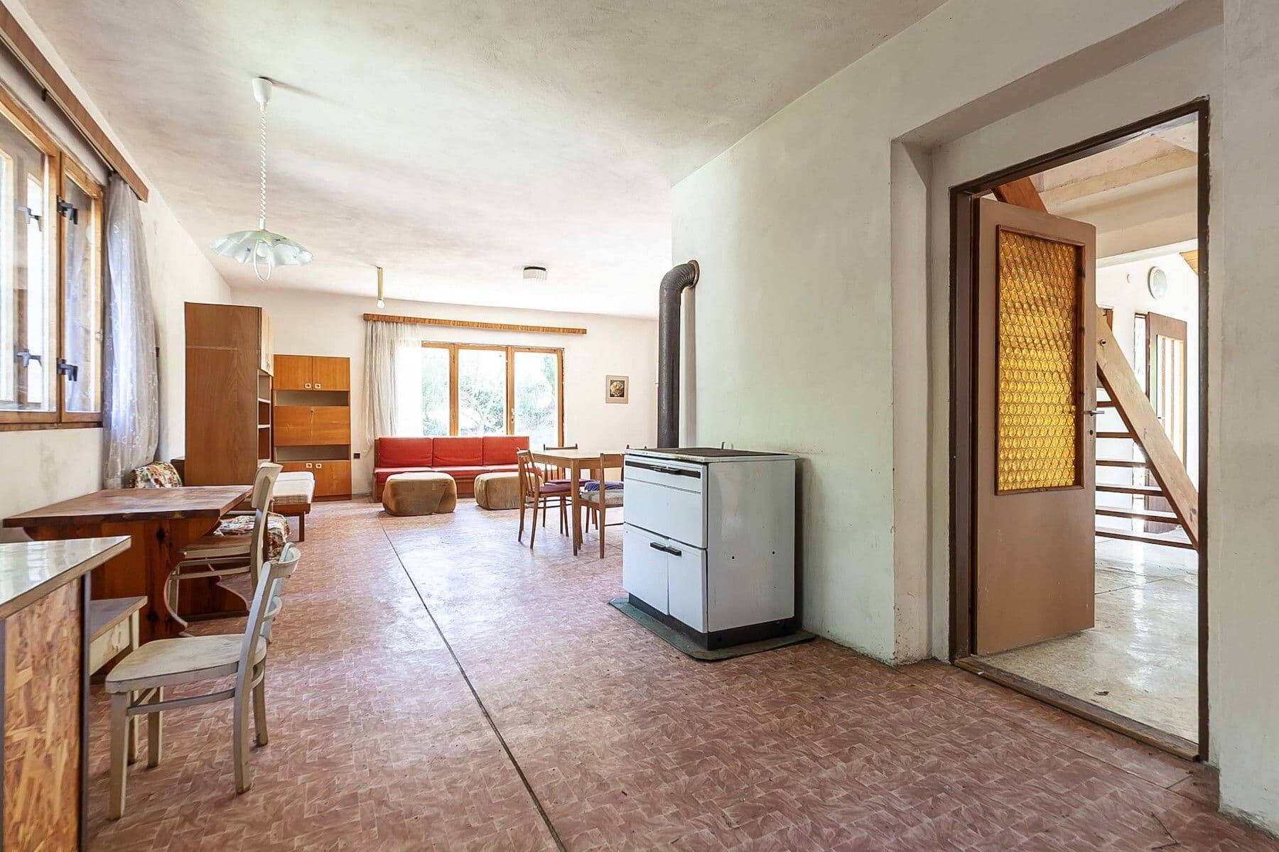 Prodej chaty, chalupy 130 m², pozemek 2.003 m², Skvrňov, Středočeský kraj Prodej chaty, chalupy 130 m², pozemek 2.003 m², Skvrňov, Středočeský kraj