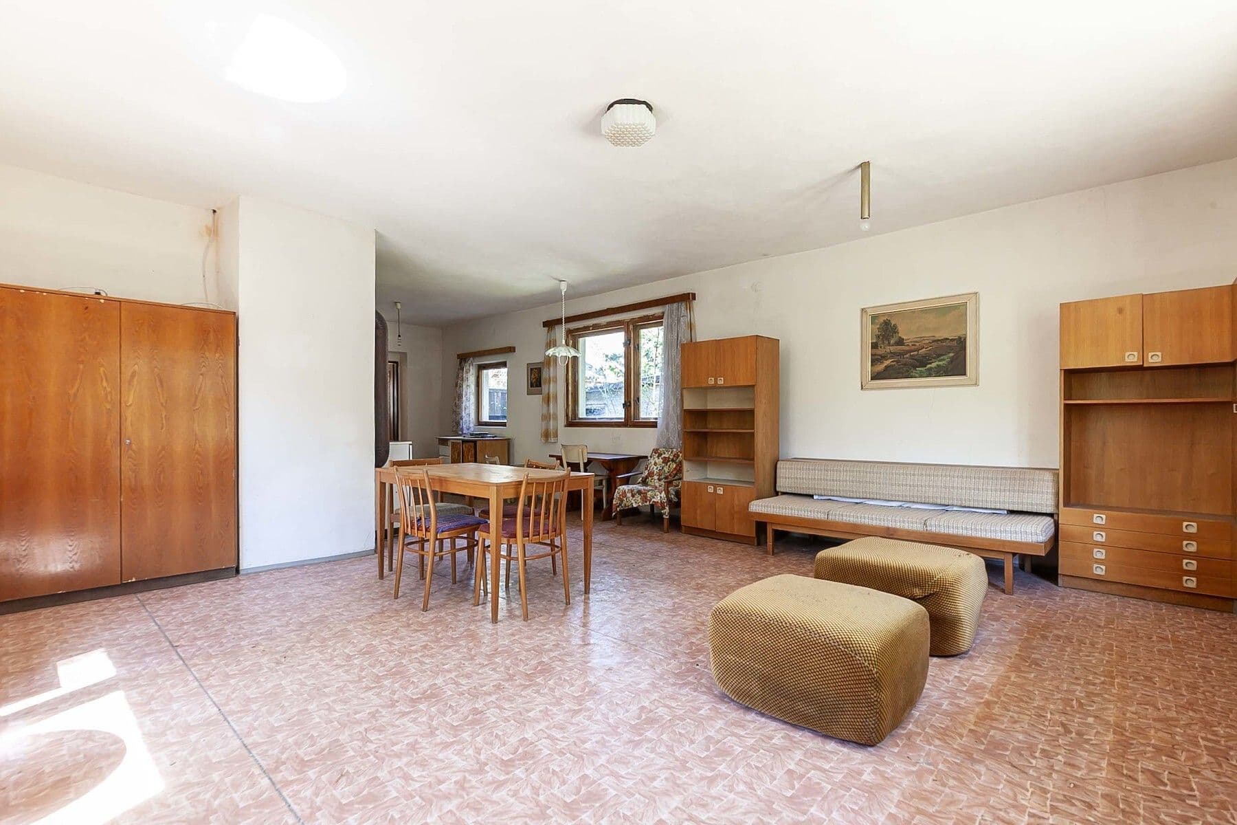 Prodej chaty, chalupy 130 m², pozemek 2.003 m², Skvrňov, Středočeský kraj Prodej chaty, chalupy 130 m², pozemek 2.003 m², Skvrňov, Středočeský kraj
