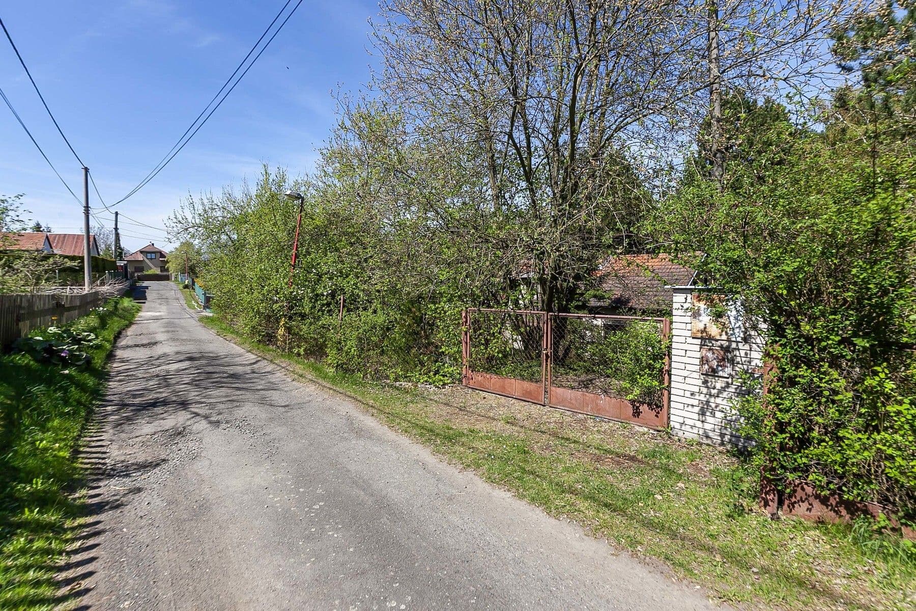 Prodej chaty, chalupy 130 m², pozemek 2.003 m², Skvrňov, Středočeský kraj Prodej chaty, chalupy 130 m², pozemek 2.003 m², Skvrňov, Středočeský kraj