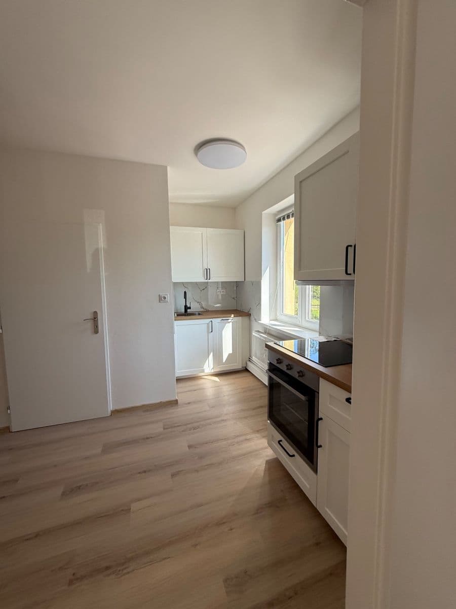 Pronájem bytu 2+1 42 m², Pilská, Praha, Praha Pronájem bytu 2+1 42 m², Pilská, Praha, Praha